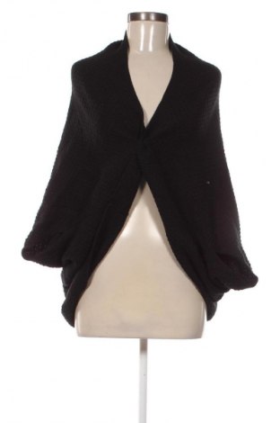 Poncsó S.Oliver, Méret M, Szín Fekete, Ár 5 189 Ft