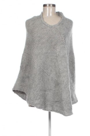 Poncsó Stefanel, Méret M, Szín Szürke, Ár 15 519 Ft