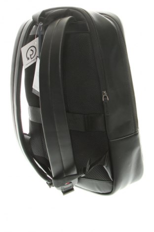 Ruksak  Tommy Hilfiger, Barva Černá, Cena  3 649,00 Kč