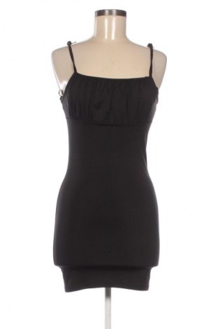 Рокля Bershka, Размер M, Цвят Черен, Цена 19,94 €