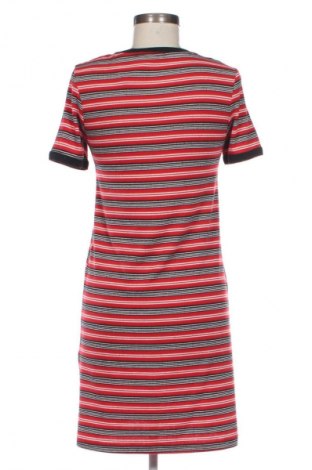 Kleid Bershka, Größe M, Farbe Mehrfarbig, Preis 15,99 €