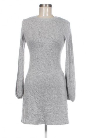 Ruha Bershka, Méret M, Szín Szürke, Ár 4 369 Ft