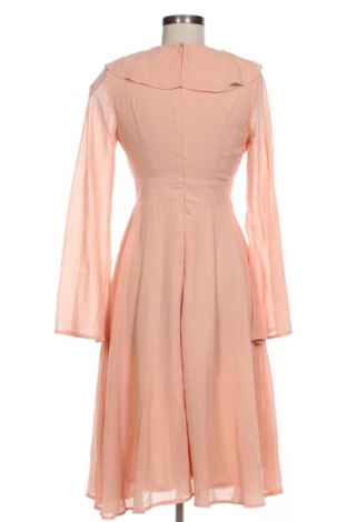 Kleid Boohoo, Größe M, Farbe Rosa, Preis 48,99 €