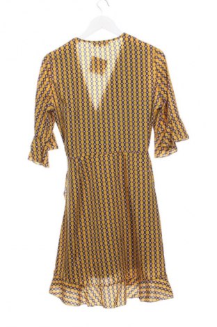 Рокля By Clara, Размер M, Цвят Многоцветен, Цена 11,46 €