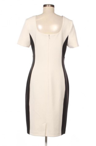 Рокля Calvin Klein, Размер L, Цвят Многоцветен, Цена 88,45 €