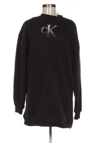 Рокля Calvin Klein Jeans, Размер S, Цвят Черен, Цена 94,58 €