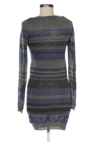 Рокля Calvin Klein Jeans, Размер S, Цвят Многоцветен, Цена 18,40 €