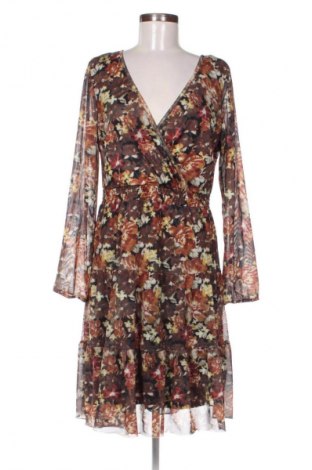 Рокля Chicoree, Размер M, Цвят Многоцветен, Цена 18,94 €