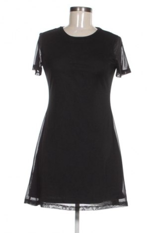 Рокля Cropp, Размер M, Цвят Черен, Цена 22,49 €