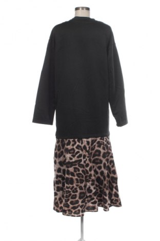 Рокля DAZY, Размер L, Цвят Многоцветен, Цена 11,75 €