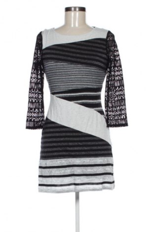 Rochie Desigual, Mărime M, Culoare Multicolor, Preț 309,61 Lei