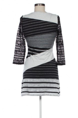Rochie Desigual, Mărime M, Culoare Multicolor, Preț 309,61 Lei