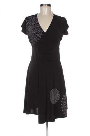 Šaty  Desigual, Velikost M, Barva Černá, Cena  759,00 Kč
