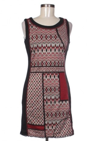 Рокля Desigual, Размер S, Цвят Многоцветен, Цена 26,07 €