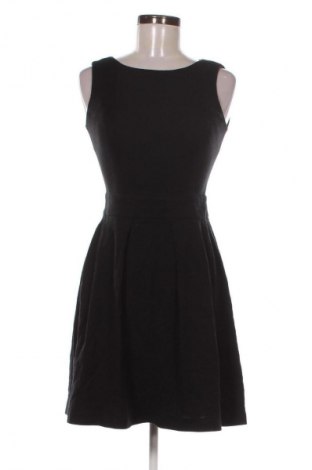 Rochie Dika, Mărime XS, Culoare Negru, Preț 113,96 Lei