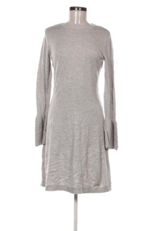 Рокля Edc By Esprit, Размер M, Цвят Сив, Цена 10,22 €