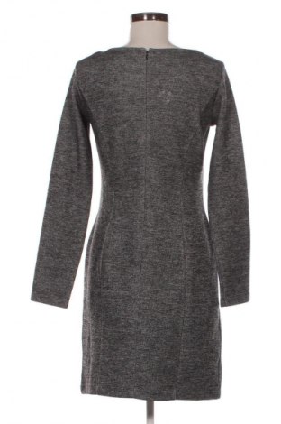 Рокля Esprit, Размер M, Цвят Многоцветен, Цена 12,27 €