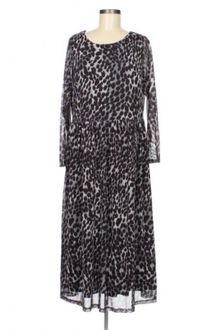 Рокля Evans, Размер XL, Цвят Многоцветен, Цена 44,99 €