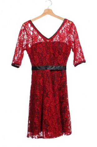Kleid Fervente, Größe M, Farbe Rot, Preis € 17,99