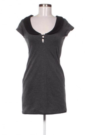 Sukienka Fracomina, Rozmiar M, Kolor Szary, Cena 17,99 zł