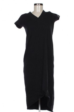 Šaty  Freeshion, Velikost M, Barva Černá, Cena  415,00 Kč