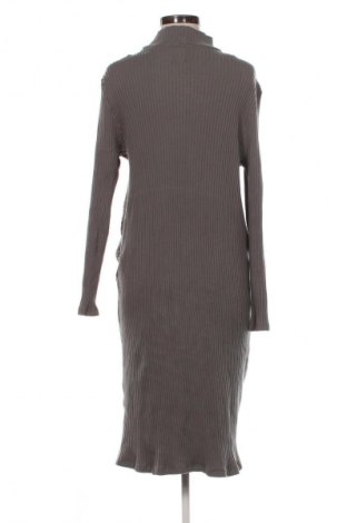 Рокля Gap, Размер XL, Цвят Сив, Цена 11,75 €