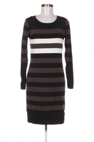 Рокля Geisha, Размер M, Цвят Многоцветен, Цена 13,80 €