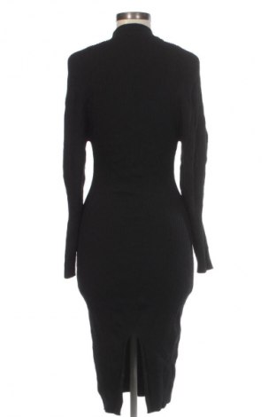 Šaty  Gina Tricot, Velikost S, Barva Černá, Cena  149,00 Kč