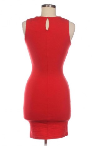 Рокля Guess, Размер XS, Цвят Червен, Цена 39,88 €