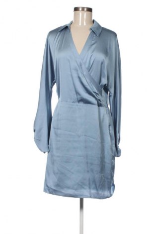 Рокля Guess, Размер L, Цвят Син, Цена 32,21 €