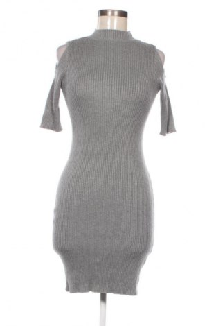 Rochie Guess, Mărime M, Culoare Gri, Preț 183,92 Lei