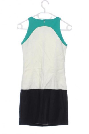 Рокля Guess By Marciano, Размер XS, Цвят Многоцветен, Цена 47,55 €