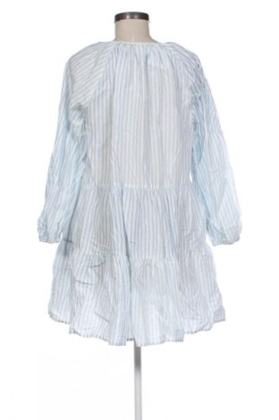 Rochie H&M, Mărime S, Culoare Alb, Preț 47,99 Lei