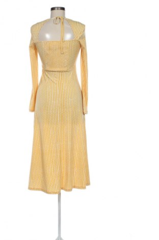 Рокля H&M, Размер XS, Цвят Многоцветен, Цена 11,24 €