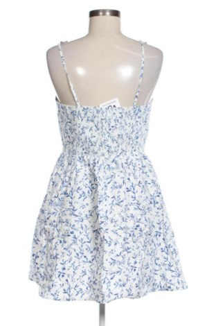 Рокля H&M, Размер M, Цвят Многоцветен, Цена 20,00 €