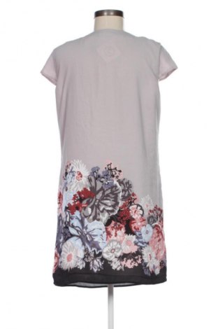 Рокля H&M, Размер M, Цвят Многоцветен, Цена 11,74 €