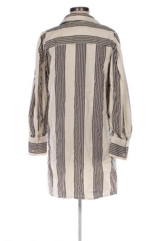 Рокля H&M, Размер M, Цвят Многоцветен, Цена 6,13 €