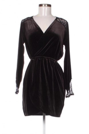 Šaty  H&M Divided, Velikost M, Barva Černá, Cena  269,00 Kč