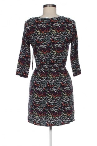 Рокля H&M Divided, Размер S, Цвят Многоцветен, Цена 9,20 €