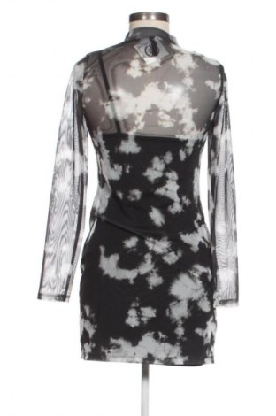 Šaty  H&M Divided, Velikost S, Barva Vícebarevné, Cena  406,00 Kč