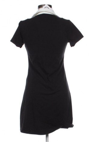 Рокля Hollister, Размер M, Цвят Многоцветен, Цена 36,81 €