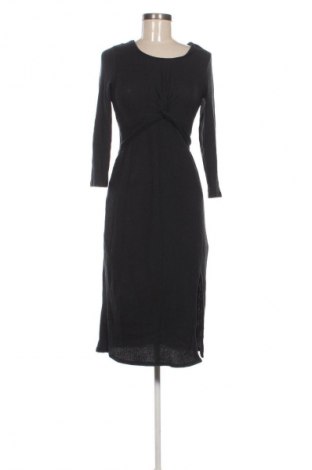 Рокля Hollister, Размер S, Цвят Черен, Цена 11,24 €