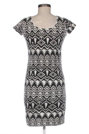 Рокля House, Размер M, Цвят Многоцветен, Цена 9,20 €