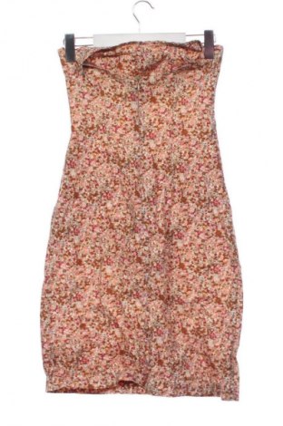 Рокля Jennyfer, Размер XS, Цвят Многоцветен, Цена 11,80 €