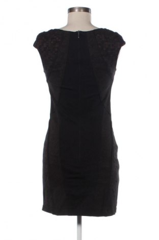 Рокля Junona, Размер M, Цвят Многоцветен, Цена 16,87 €