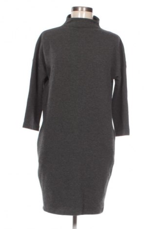 Rochie LC Waikiki, Mărime S, Culoare Gri, Preț 50,99 Lei