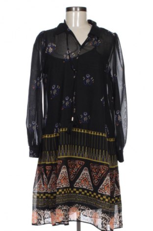 Рокля Line, Размер M, Цвят Многоцветен, Цена 15,30 €