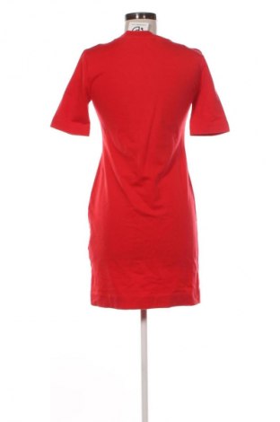 Šaty  Love Moschino, Velikost M, Barva Červená, Cena  1 420,00 Kč