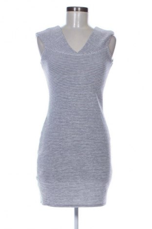 Рокля Mango, Размер M, Цвят Многоцветен, Цена 17,00 €