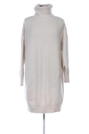 Рокля Mango, Размер M, Цвят Екрю, Цена 17,38 €